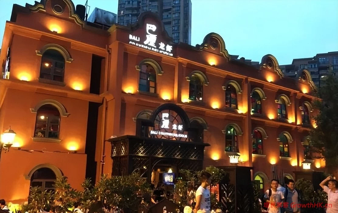 从夏日限定到全年无休，小龙虾餐饮的季节性难题