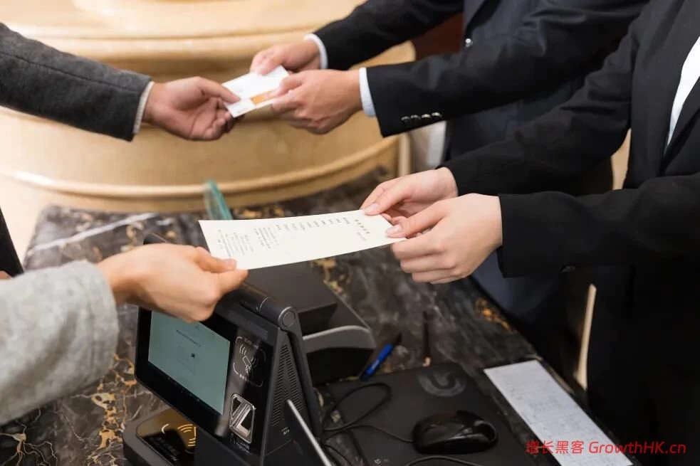 金卡要套房，万豪不惯着了
