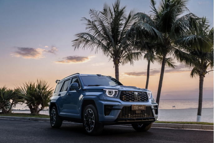 麟云中现，境启新人生！全新坦克700正式上市，售价42.8万起