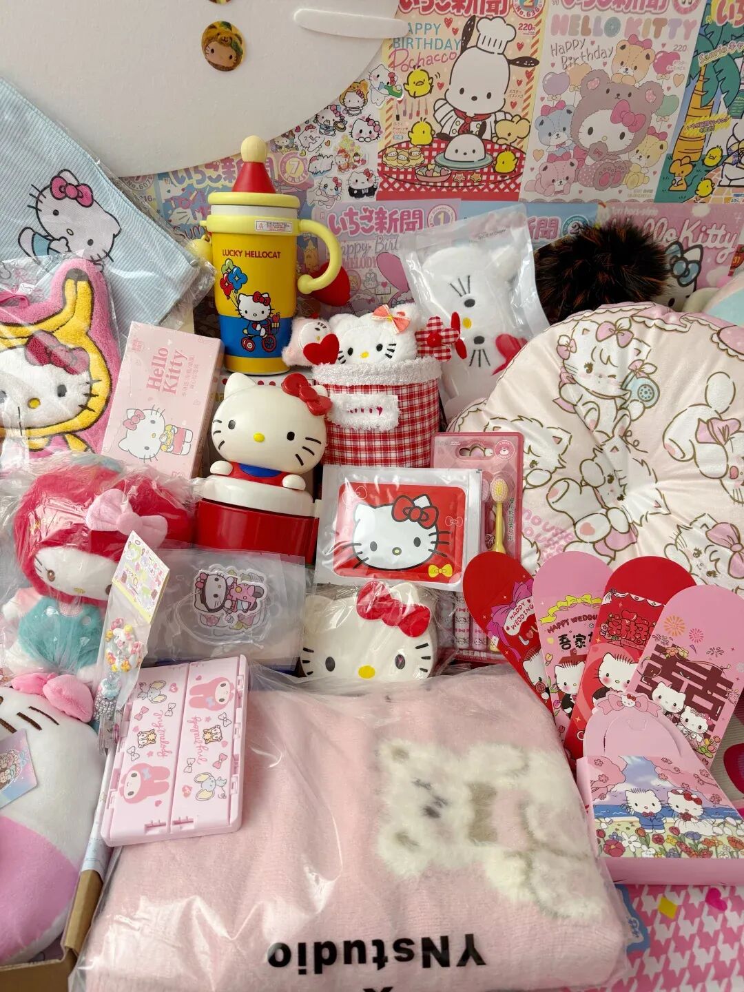 盲勺爆火，年轻人到底在买什么？