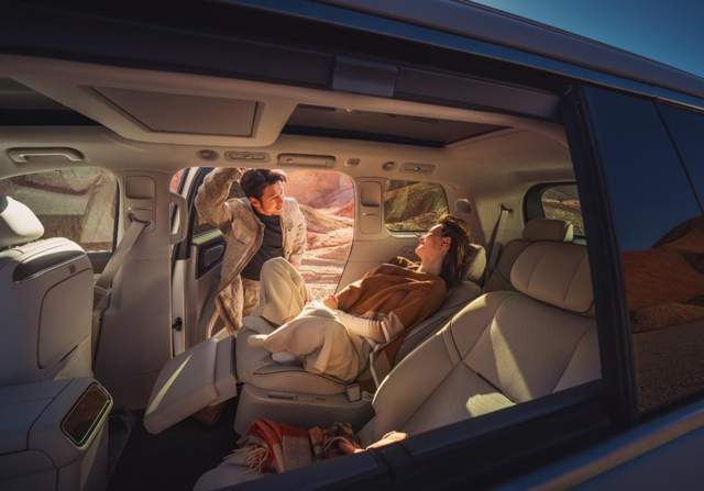 零跑十年磨一剑：D19售价21.98万起，旗舰9系SUV迎来真正“破局者”