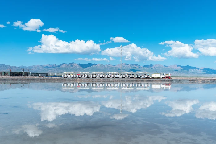 景区大门越建越远，只为给“摆渡车刺客”铺路？