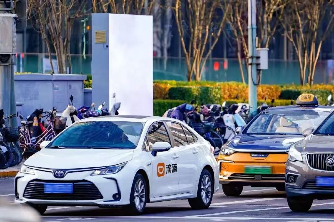 AI时代，滴滴的护城河反而更深了