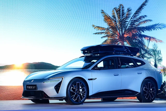 阿维塔06T正式上市，限时权益后21.59万元起