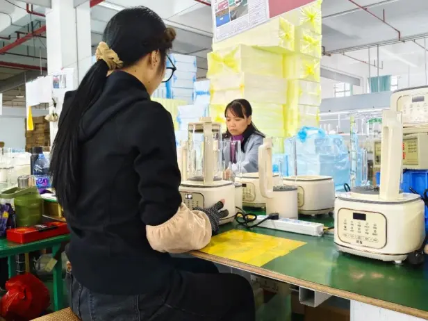 拼多多千亿扶持一周年：产业生态升级，2026继续重仓供应链