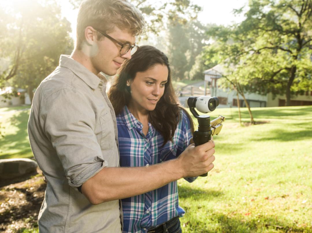 大疆Pocket 4：不追风口，只定风向