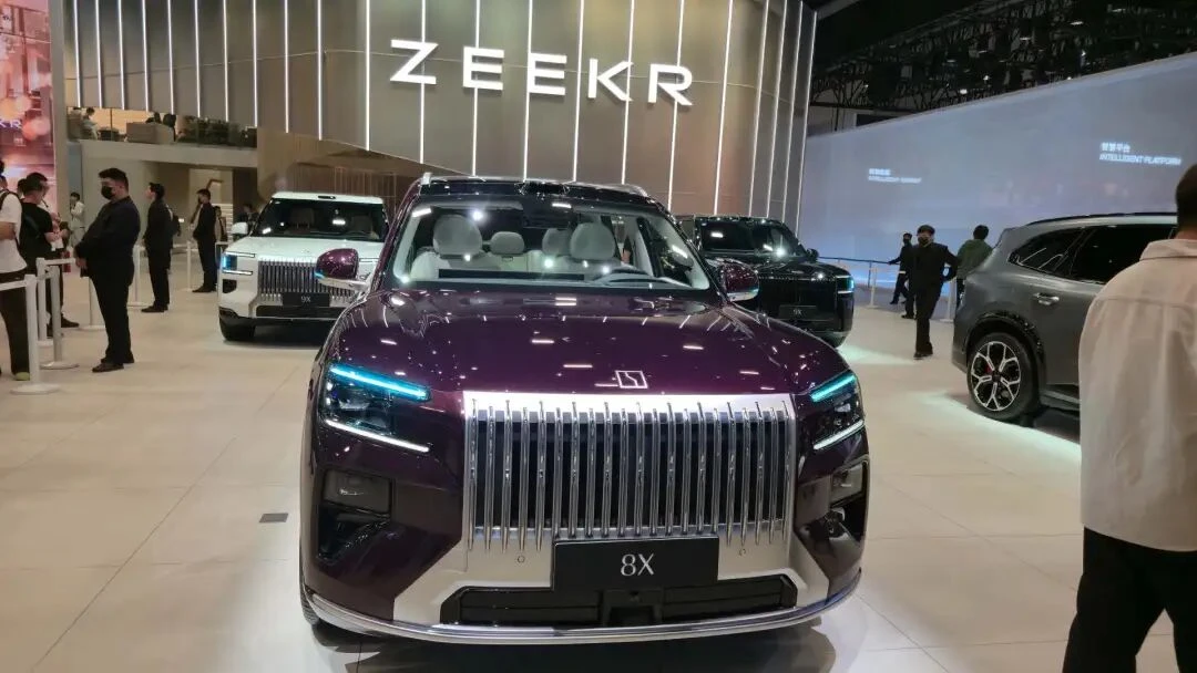 8X 杀入8 系豪华车，极氪爆款矩阵是怎样炼成的？