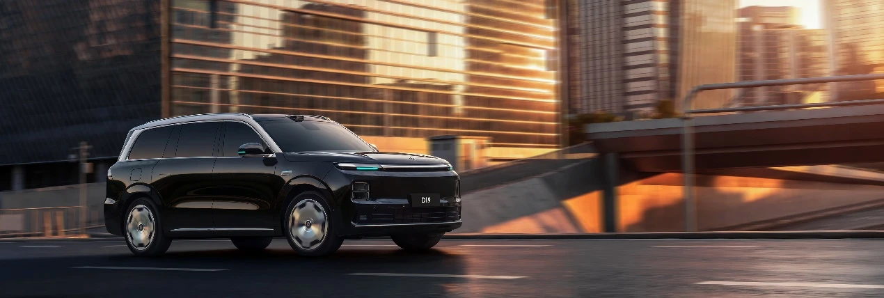零跑十年磨一剑：D19售价21.98万起，旗舰9系SUV迎来真正“破局者”