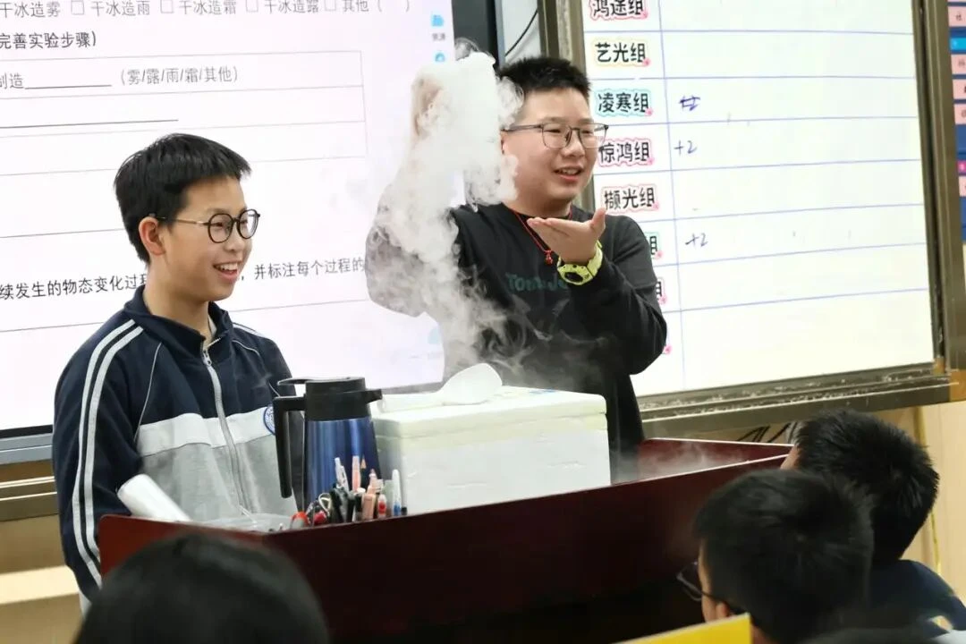 AI改造教育，海亮科服死磕“慢就是快”