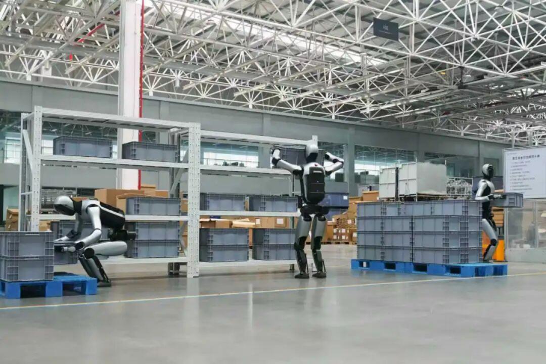 中国机器人，梦想是当打工仔