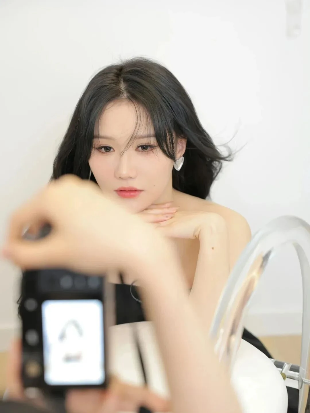 李佳琦敢离开两月的底气,藏在美ONE的直播生态里