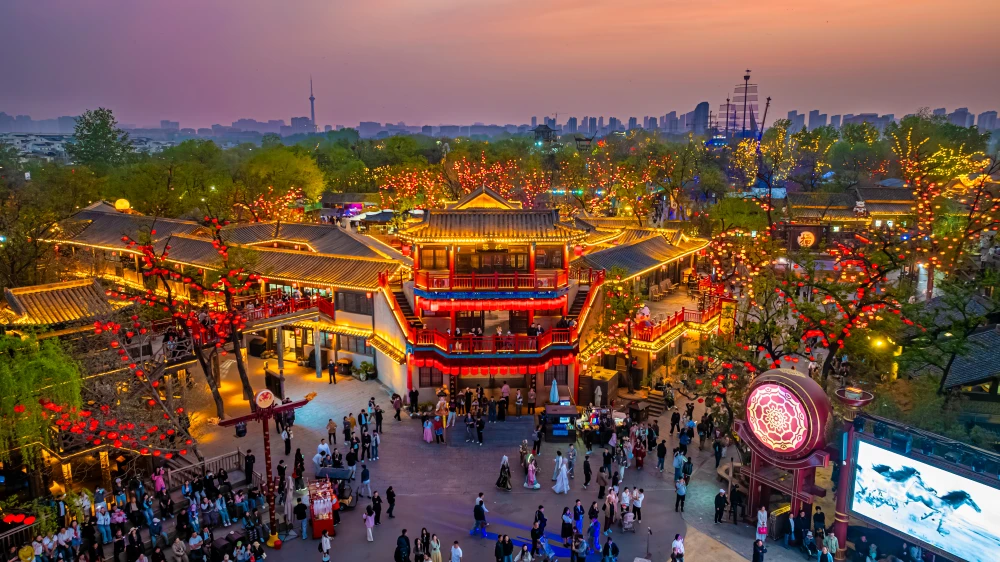 当旅行决策始于一条15秒视频，目的地如何接招？