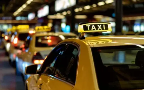 超14亿港元收购“顺风车第一股”背后，谁搭乘了谁的产业快车？