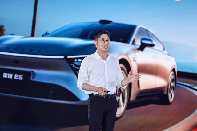 超级置换价16.99万元起！「性能·智能首选车」2027款星途ES全球上市