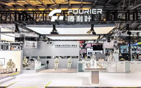 机器人管家系统上线！傅利叶携多款康养陪伴新品方案亮相WAIC 2026