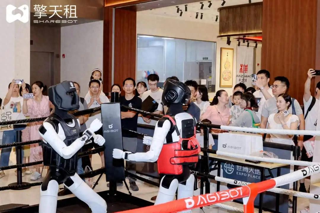 让60台机器人在WAIC“上班”，擎天租的展会秀只是起点