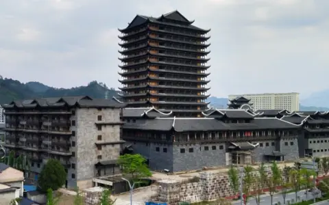 芒果综艺能救活一座24亿的大庸古城吗？