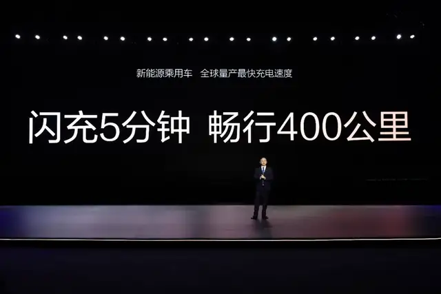 理想掉头、小米逆行：增程告别“黄金时代”
