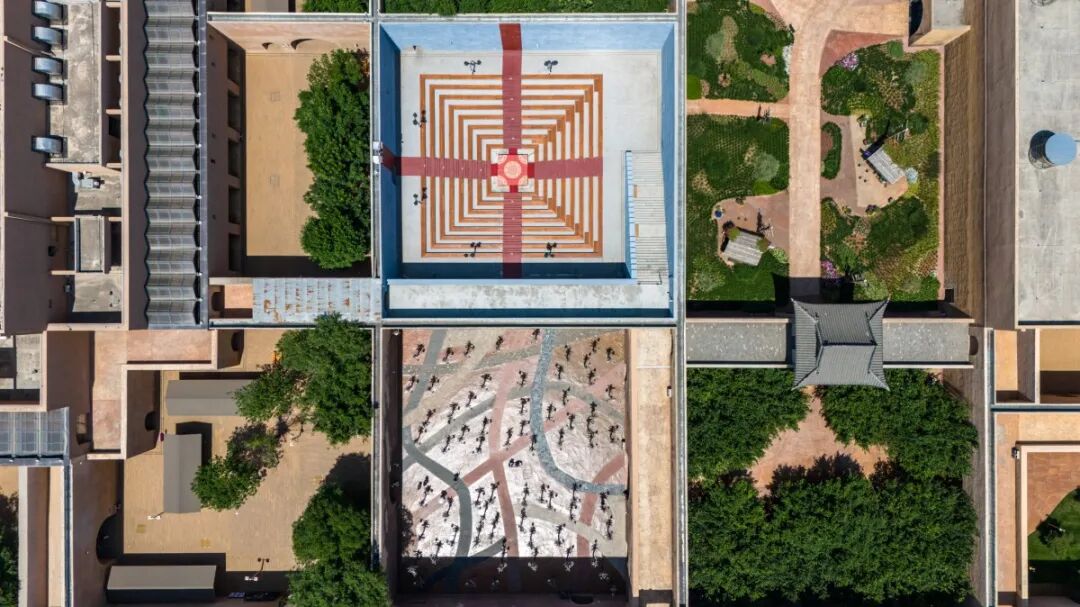 建业地产割肉“只有河南”,地产商没钱玩文旅了
