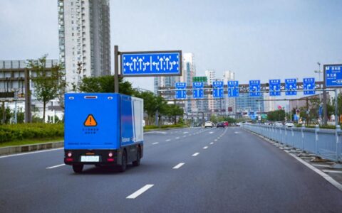 从乘用车、Robotaxi到Robovan，Momenta世界模型“再落一子”