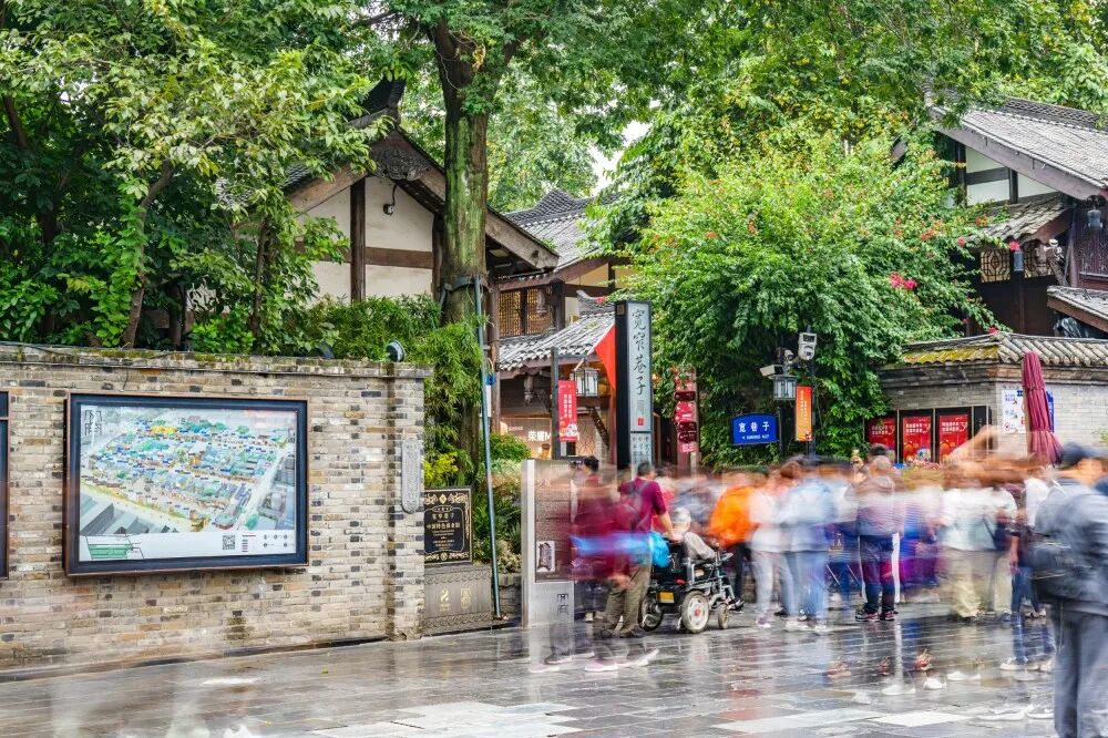 暑假来了,多少酒店民宿老板根本笑不出来?