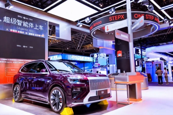 智能体走进物理世界，千里科技携舱驾协同成果亮相WAIC 2026