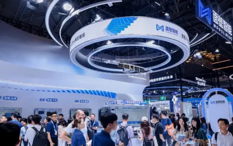 押注端侧AI三年，面壁智能的“反共识”路线走通了吗？