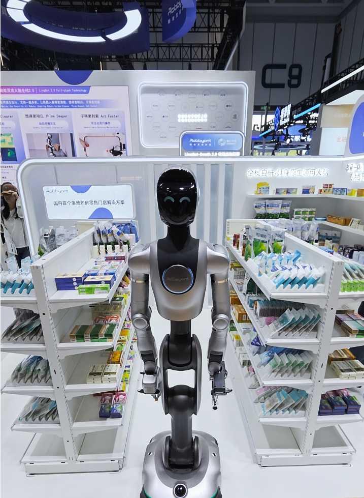 双击查看原图 机器人的“试用期”结束了?|WRC 2026