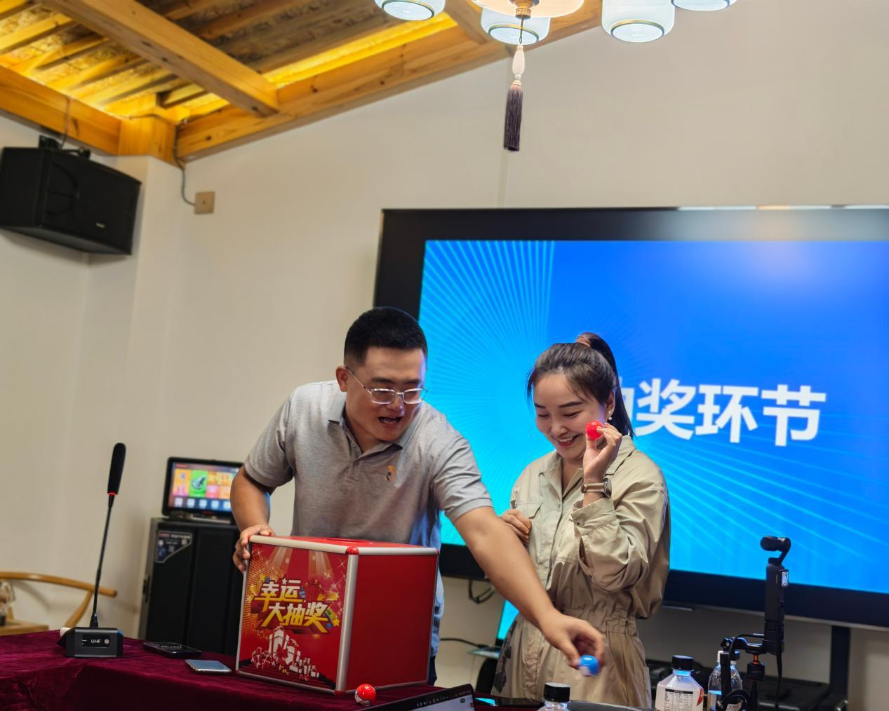 AI快速迭代下，公关与媒体如何“健康 ”行之张北草原主题活动圆满落幕