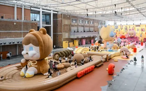 Crybaby特展北京站开幕 泡泡玛特以IP承载情绪表达