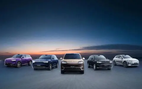 赛力斯披露2026年半年报：上半年营收574.93亿元 问界M9 Ultimate交付在即