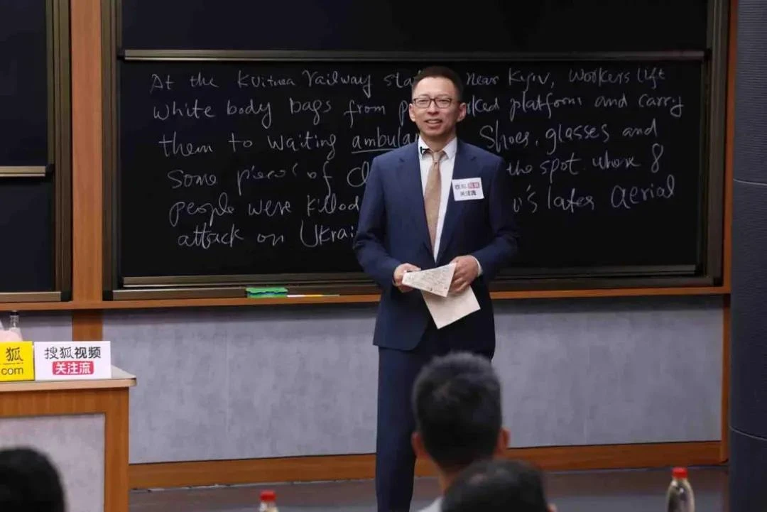 两千场直播、十年英语课，张朝阳的长期主义答卷