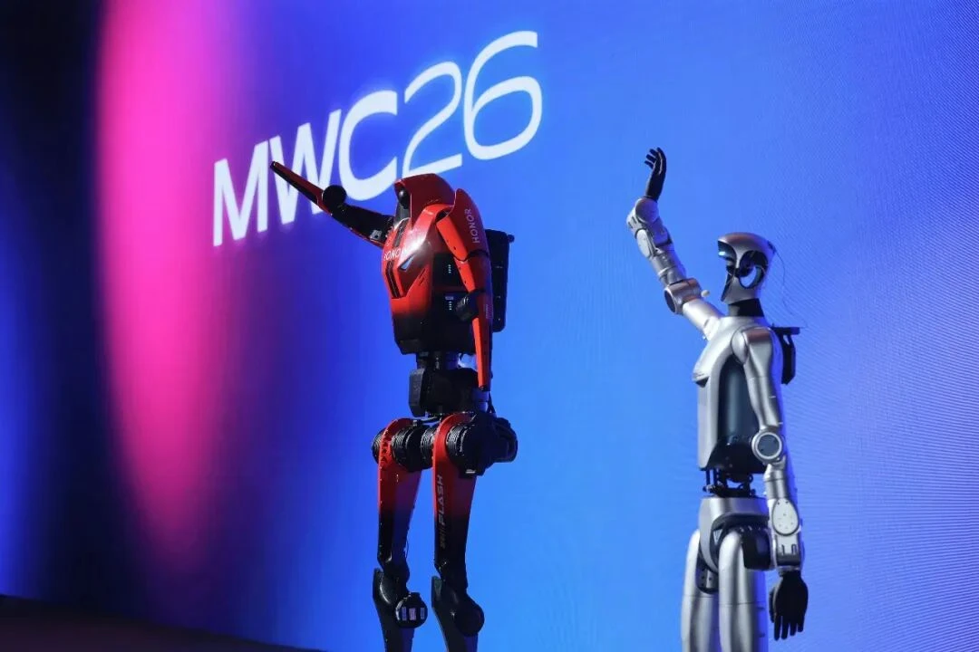 Robot Phone,能不能帮荣耀拉高估值?
