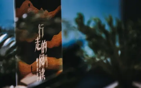 一家连锁酒店，为什么成了新书独家首发的“香饽饽”？