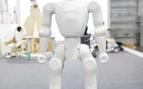 松延动力推出具身智能子品牌Scalabot：让智能，在真实世界生长