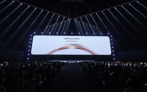 AI成旗舰手机标配，OPPO高端化能否突围？