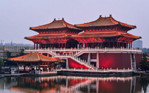 目的地爆火出圈，谁来把热度留下？