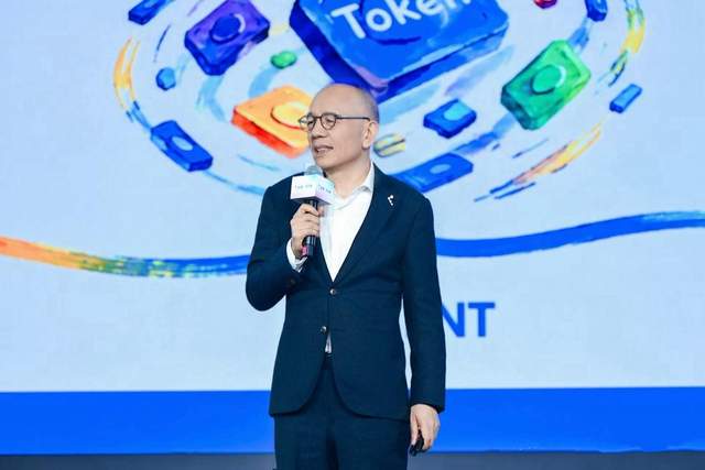 金蝶灵基放大招，想让每家企业都“AI原生组织化”