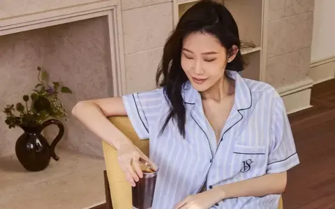 维密在中国翻红，李佳琦是最强辅助？