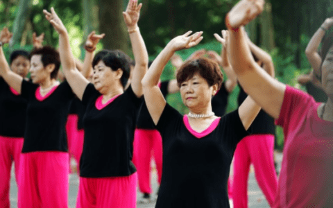 万亿市场的广场舞陷入僵局，年轻化或成良方