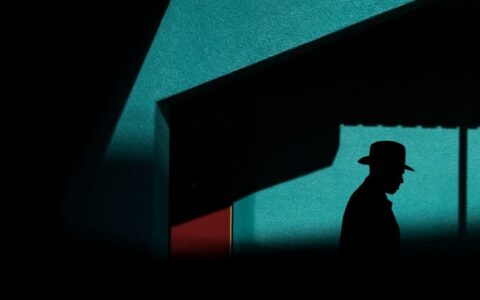 9个维度去分析潮牌里的增长黑客：Supreme