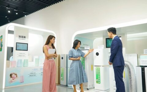 快手之约：董明珠为何这样红｜橡子