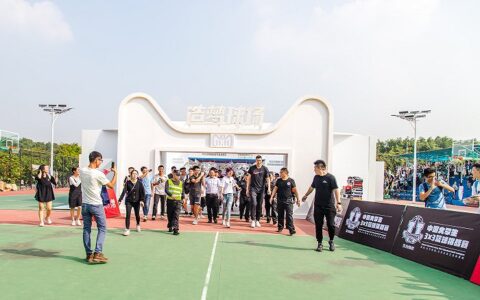 体育营销操盘者张潇：做品牌与学生情感的撮合人
