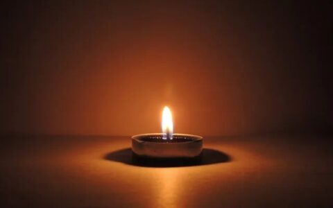 为MU5735航班祈祷｜槽边往事