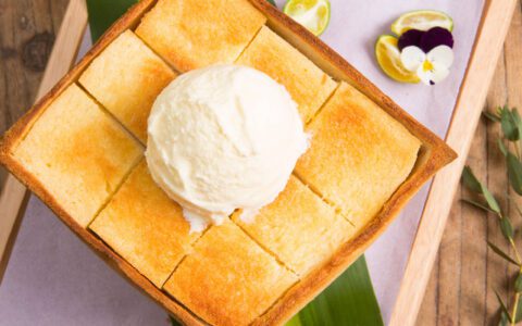 "三战"港交所，"过气网红"绿茶餐厅讲不出新故事？