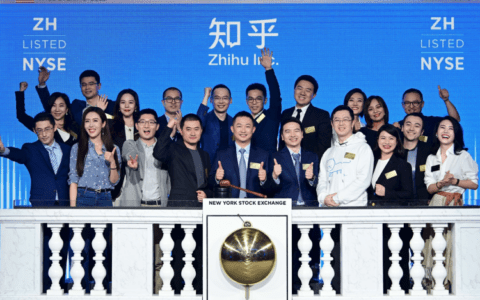 回港上市即暴跌，知乎太难了｜开柒
