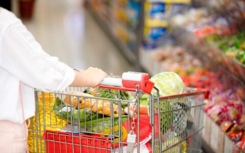 折扣店，是商超们的“止亏药”吗?