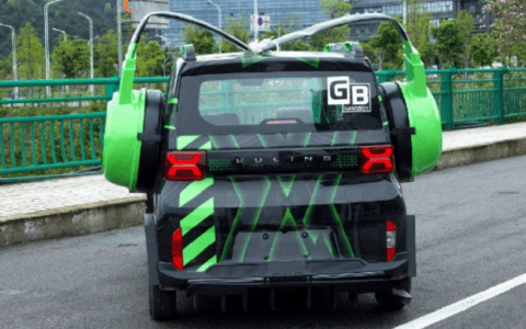 “碰瓷”王菲、“捆绑”胡歌，谁在挑战低成本高回报的营销新玩法？