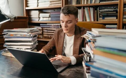 什么样的人适合做知识付费？普通人怎样知识变现？