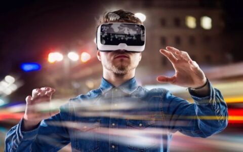 VR，向「B」而生